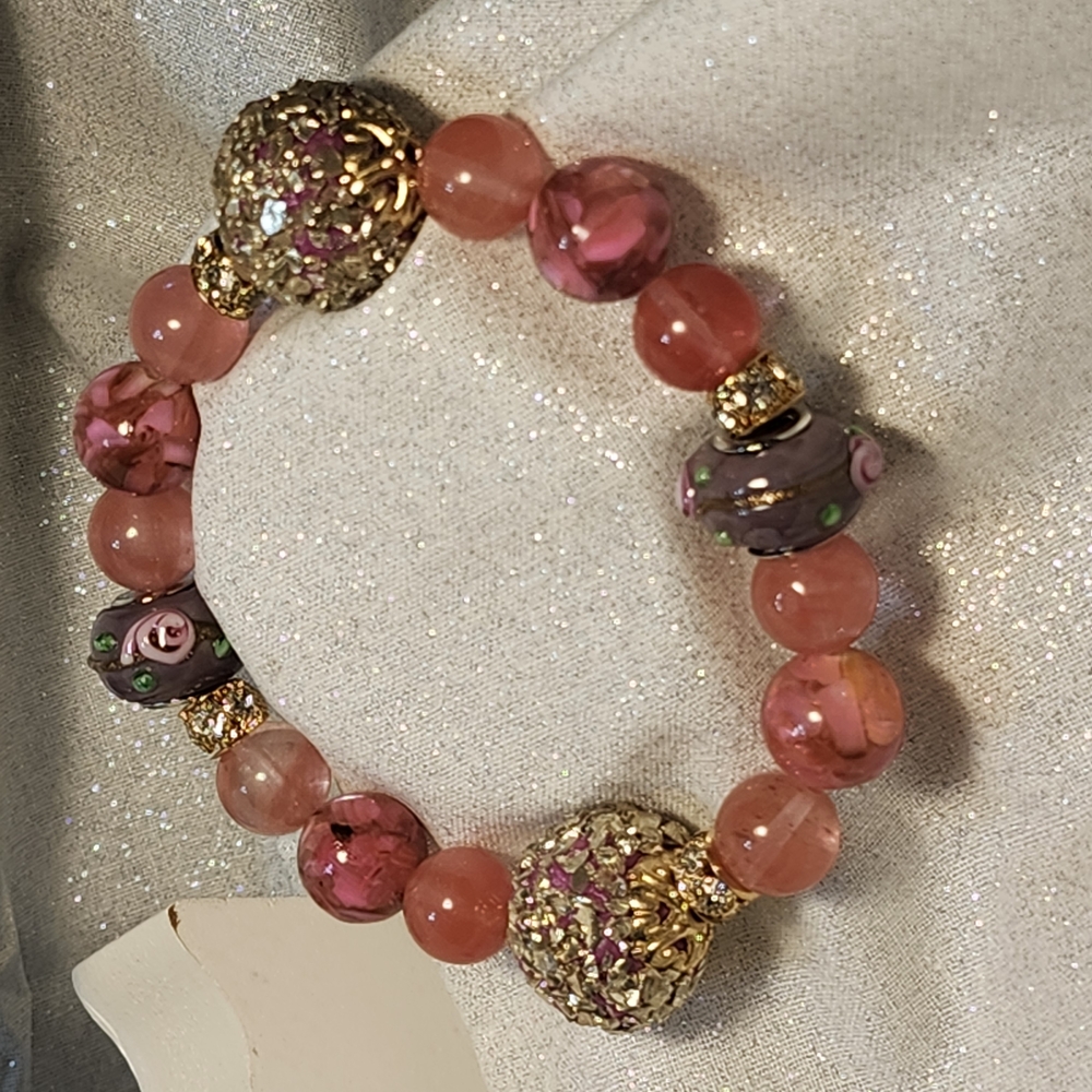 Pink Beaded Bracelet with Gold-Toned Elements and Stone Beads